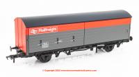38-128A Bachmann BR VAA Van number 200648 - BR Railfreight Red & Grey
